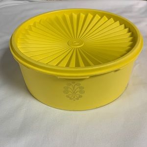 Vintage Tupperware servalier  yellow canister #1204-11